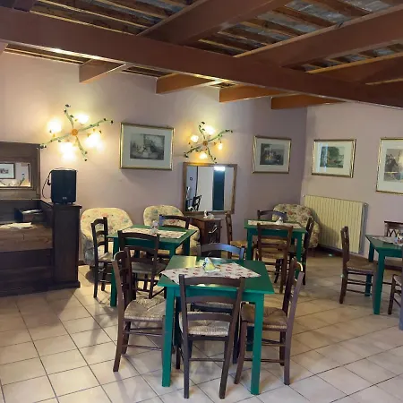 Camera Tulipano in Agriturismo Alloggio per agriturismo *