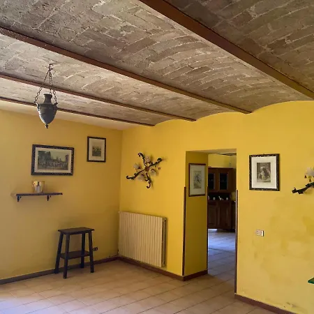 Camera Tulipano in Agriturismo Alloggio per agriturismo Bevagna